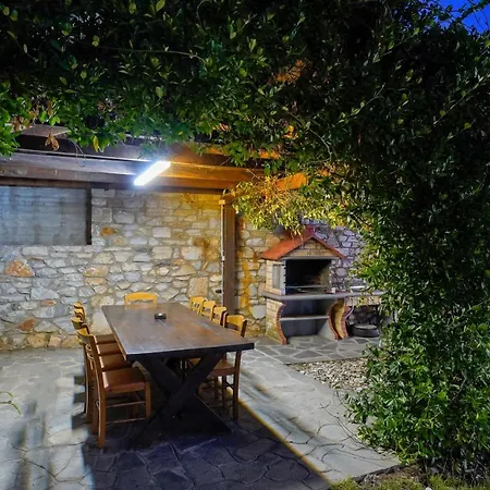 Apartman Exadas *