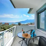 Exadas 크리시 아모우디아